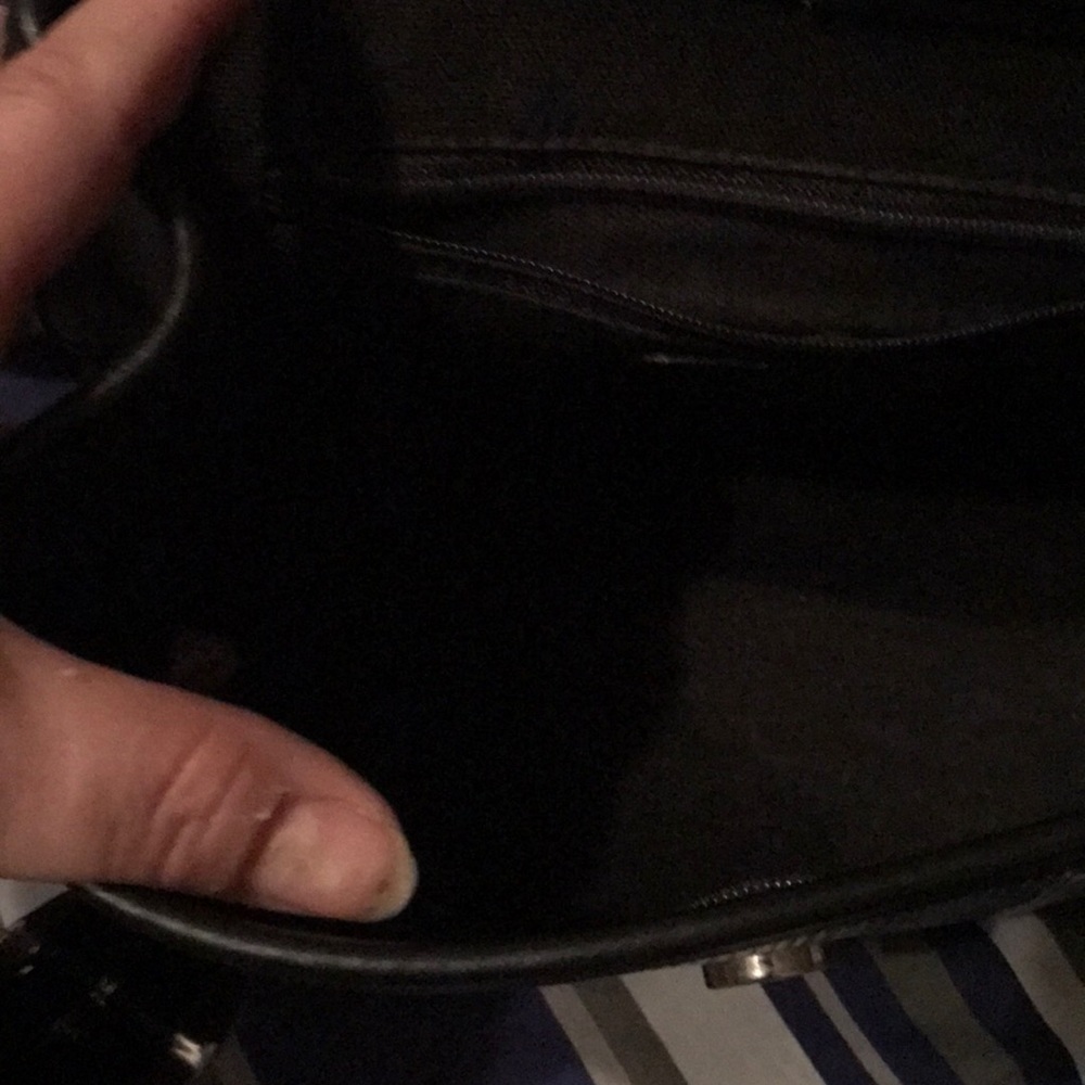 🌺Purse🌺 - Picture 3 of 4